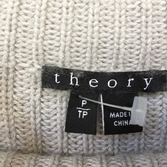 Theory Gray Mock Neck Cropped Cotton/ Cashmere Sweater - Picture 7 of 16